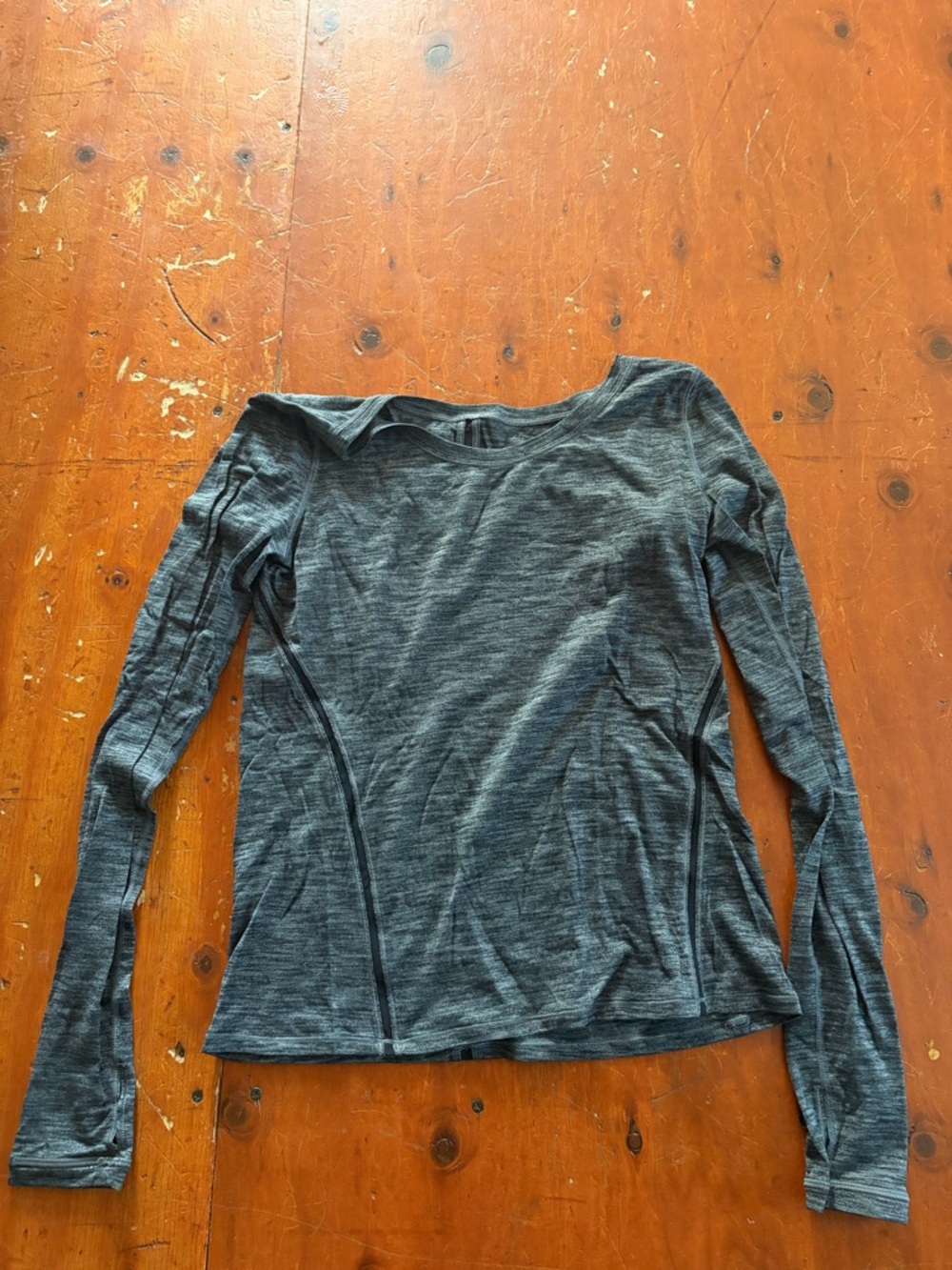 lululemon athletica Women's Long-Sleeve Heathered Charcoal Top